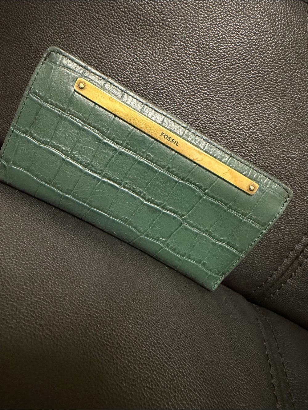 Fossil Green Croc-Embossed Leather Wallet with Gold Accent